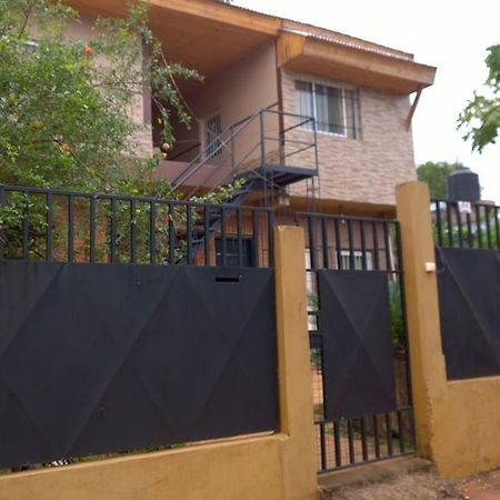 Yate I Puerto Iguazu Exterior photo